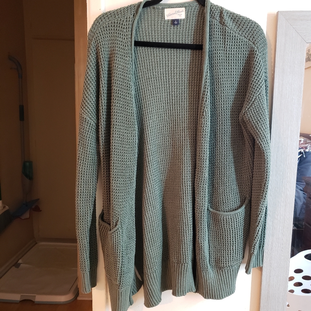 Olive colore cardigan